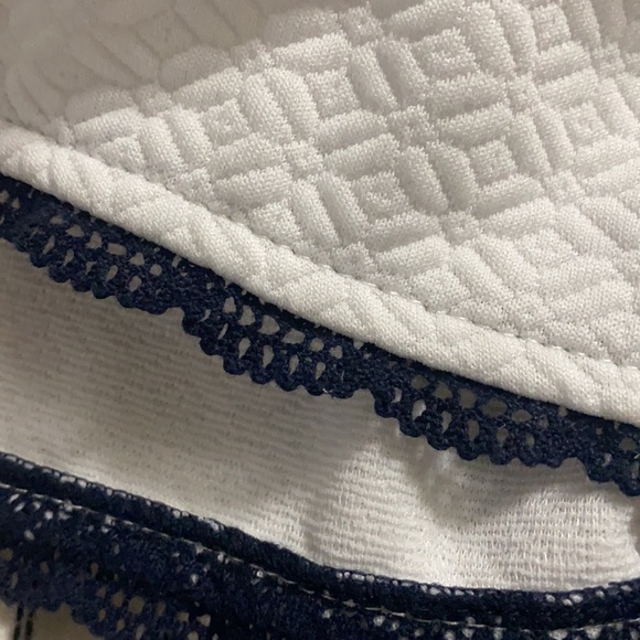 Calvin Klein Jeans 2 Piece Set - Picture 12 of 13